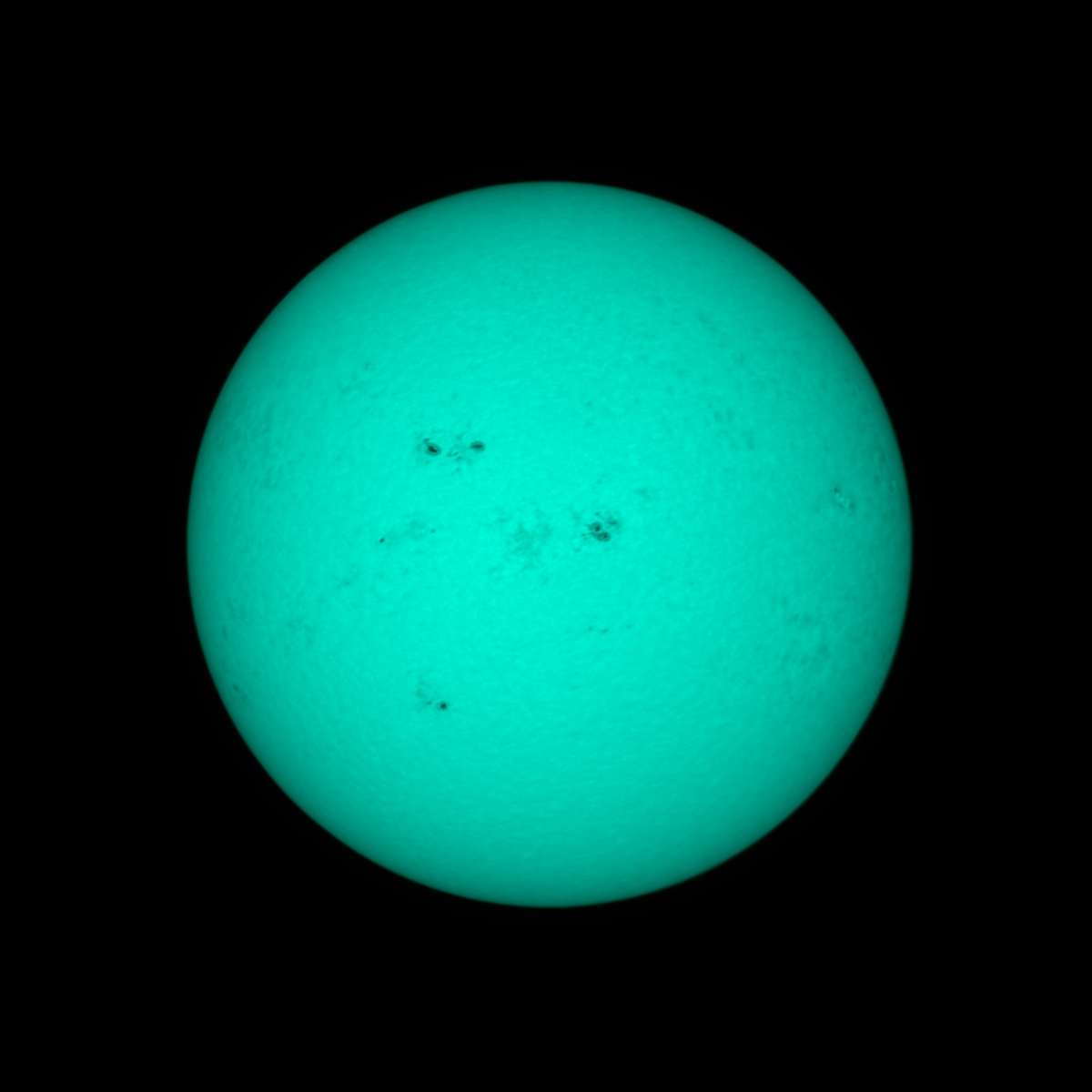 2025-04-21-0748_1-Sun-Fe5108_20250421_rawMgNaxDelta2BLRot_pipp_lapl2_ap1200_ps7_color.jpg