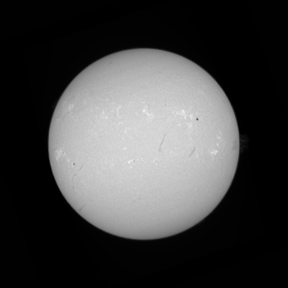 2025-05-21-0802_6-Sun-Ha_pipp_20250521_lunt1rot.jpg