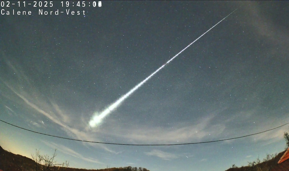 2025-11-02 194500.jpg