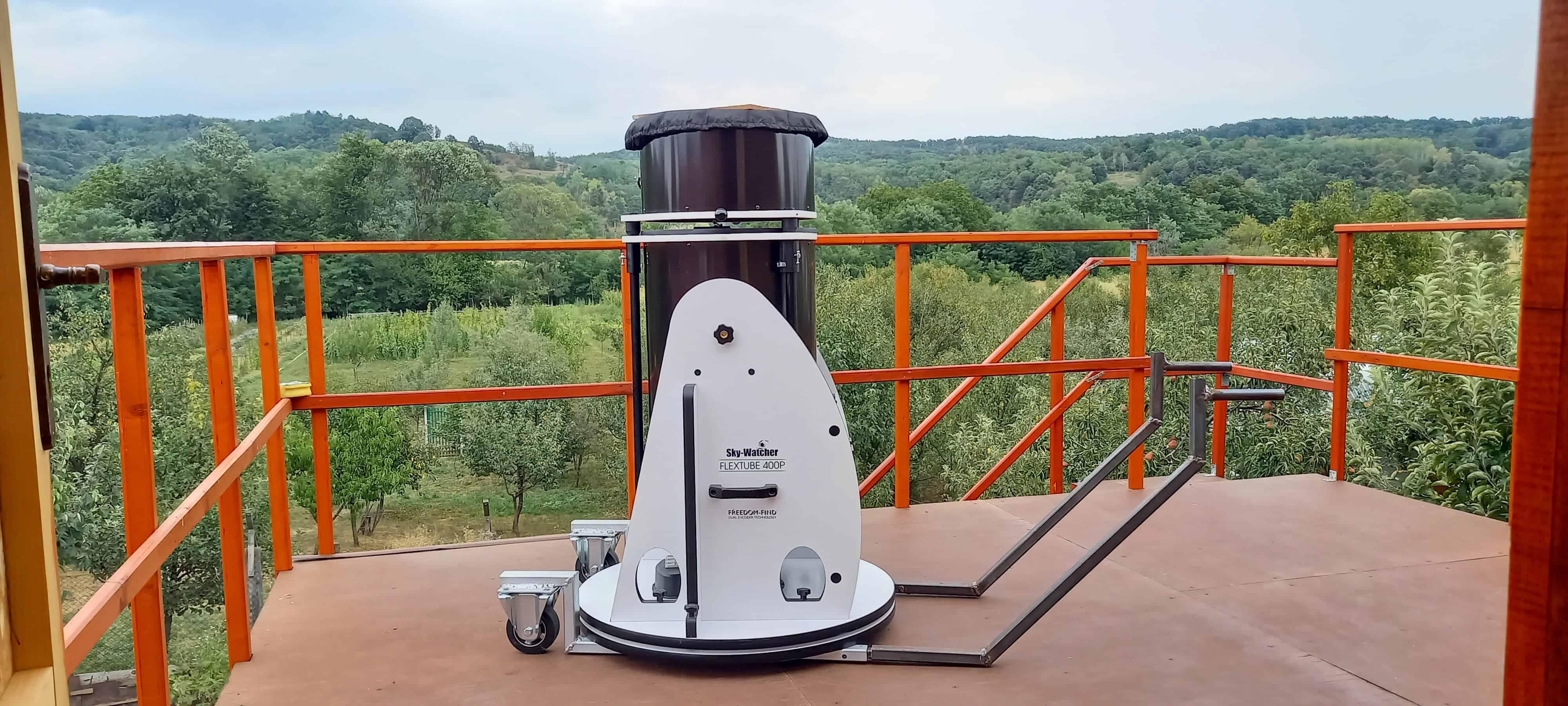 4_Sky-Watcher 16'' Syn Scan Dob.jpg