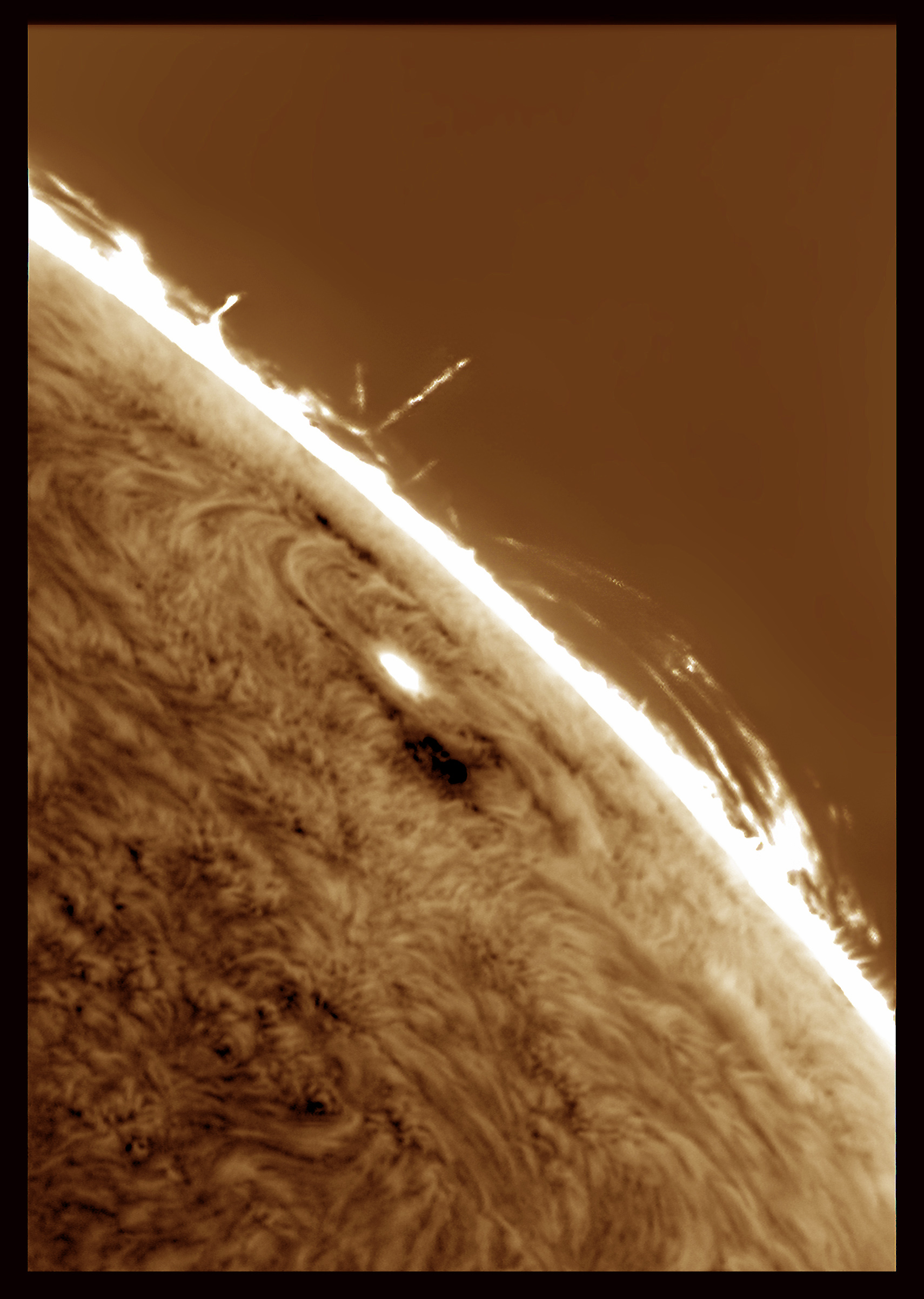 I35 inv2 PS1 ZZ N2 GT JG col2 red.jpg