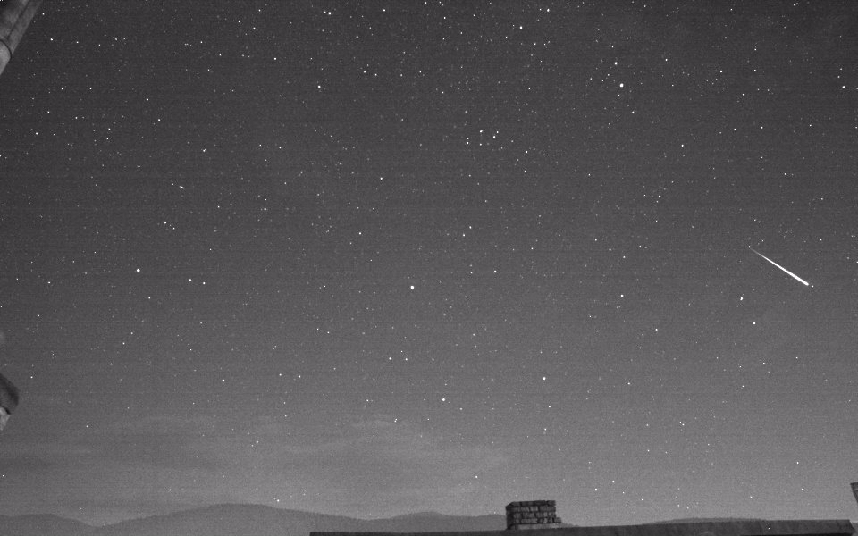 Meteor_5aug2019_2225.gif