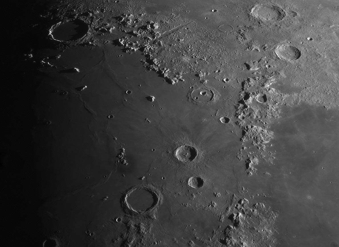 moon.jpg