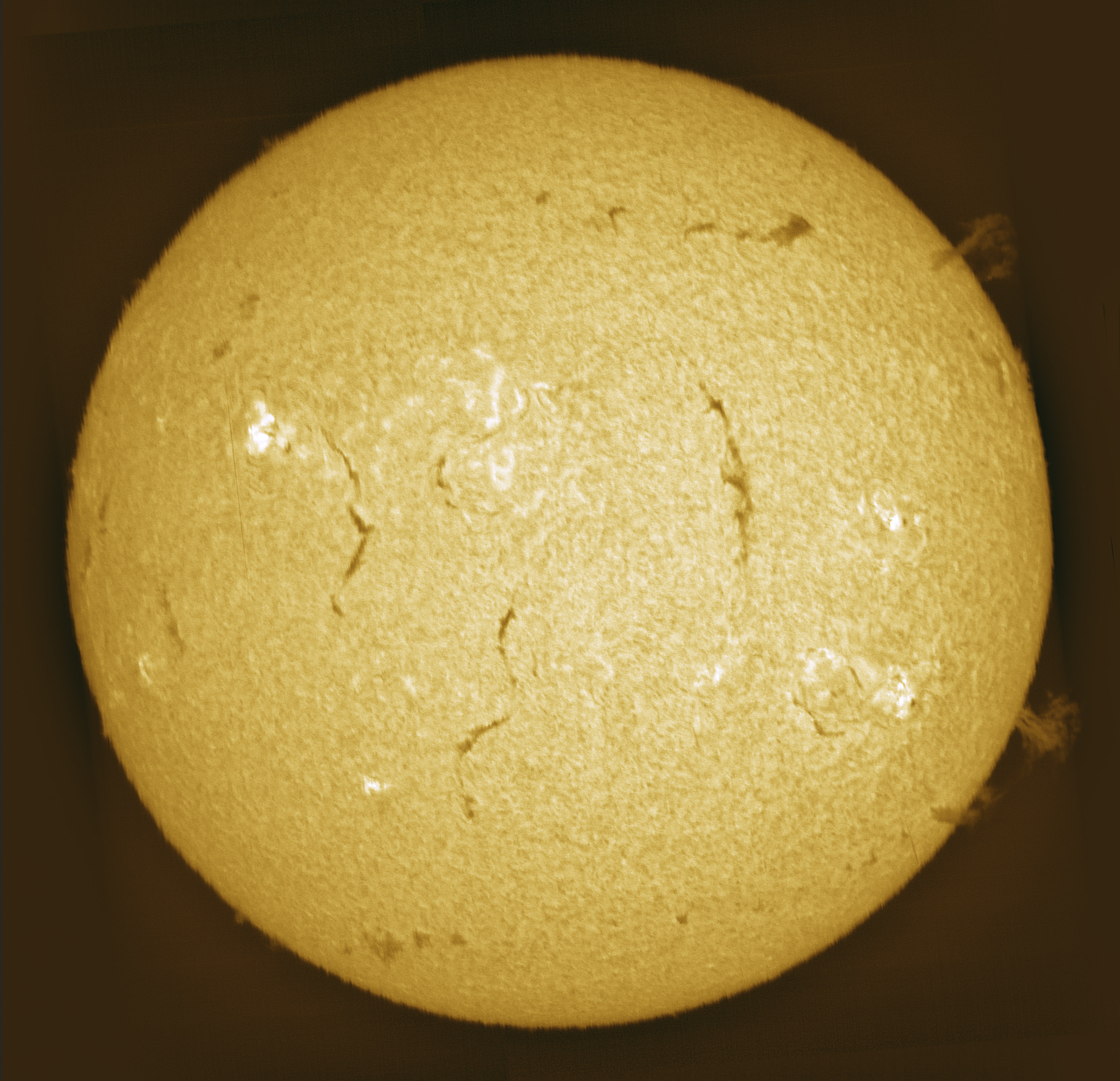 Sun_H-alpha1-color.jpg