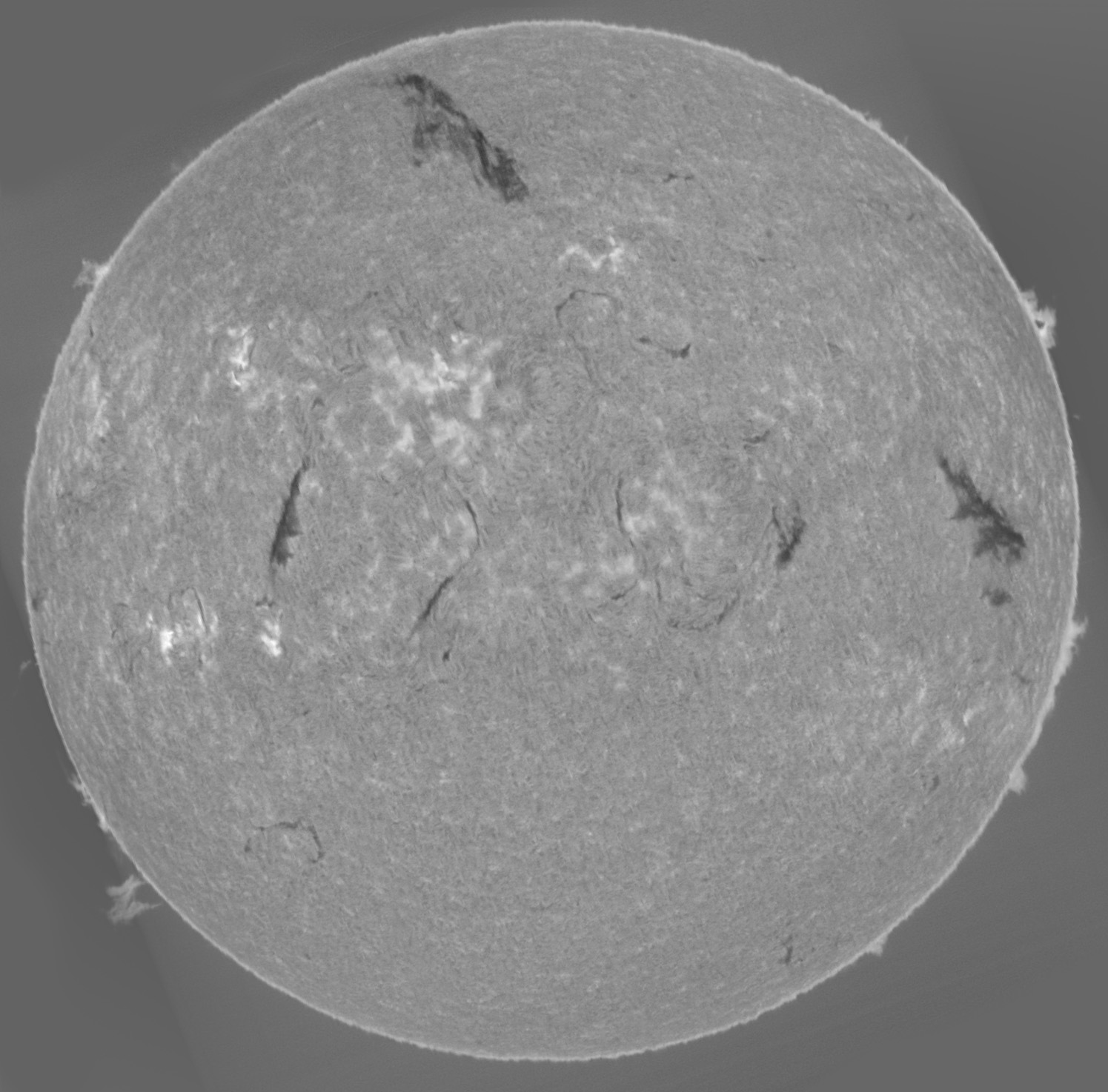 Sun_pure_H-alpha-continuum-difference_18-05-2025.jpg