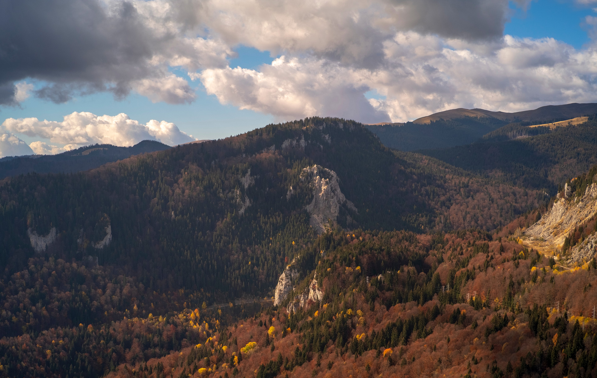 the secret road in Romania (8).jpg